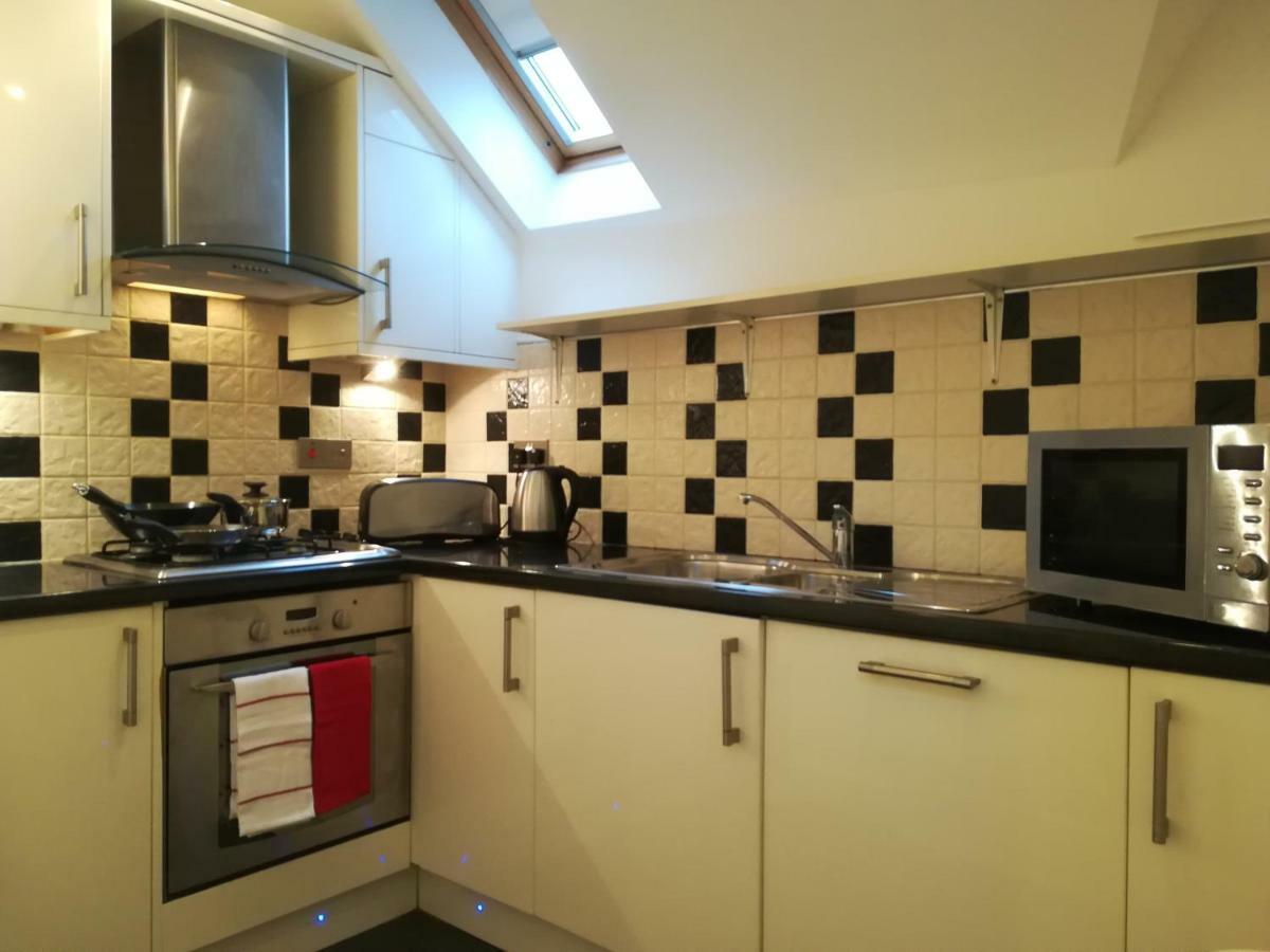 Modern, 2 Bedroom Apartment With Sofa Bed, Uplands, Swansea Exterior photo